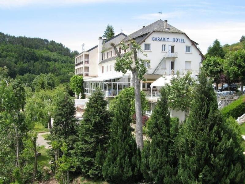 Garabit Hotel 앙글라즈드상플로어 외부 사진