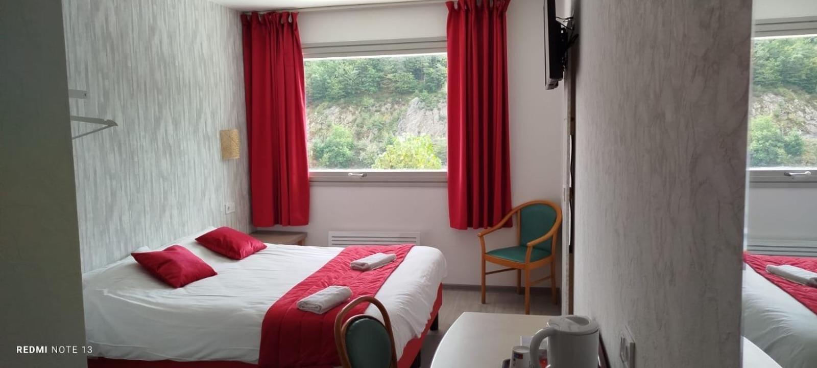 Garabit Hotel 앙글라즈드상플로어 외부 사진